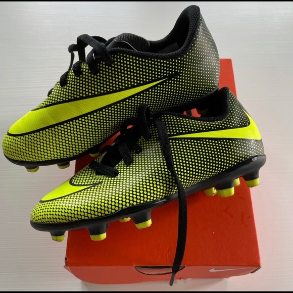 11c cleats